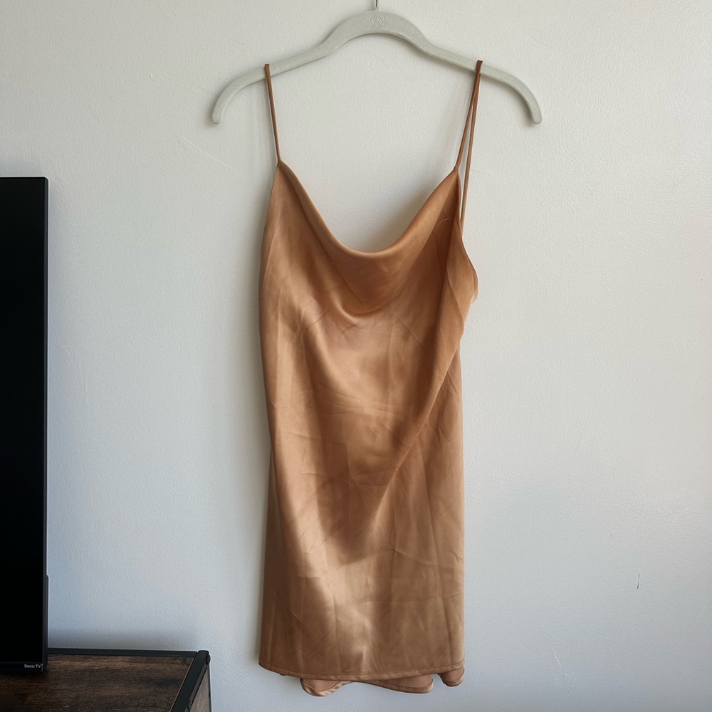 Oh Polly gold dress size 6